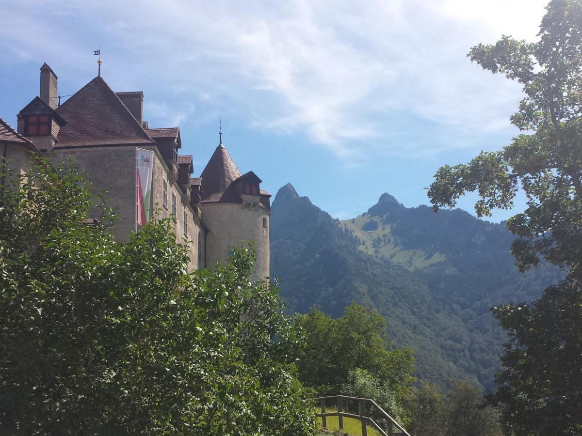 Au Soleil De Gruyeres Chez Chantal Exterior photo